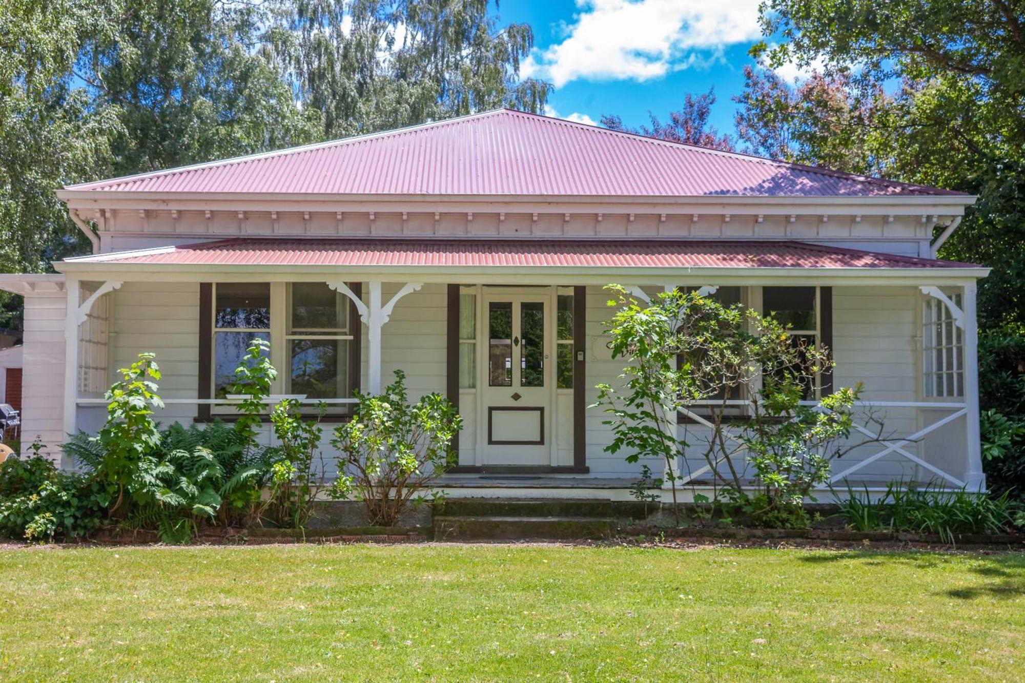 Cheltenham Villa Hanmer Springs Exterior photo